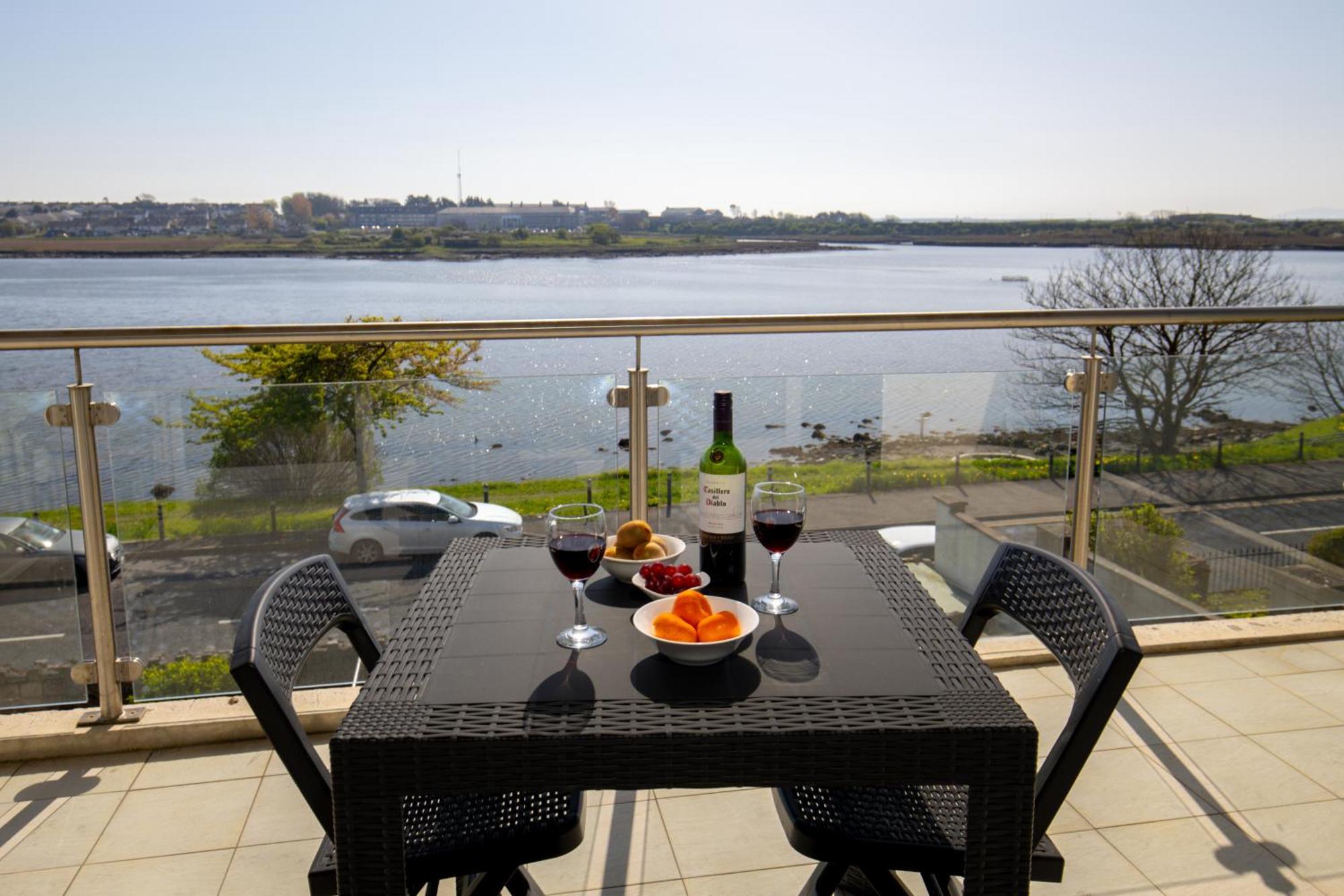 Tur An Tsaile - Galway Lakeside Apartments Exterior foto